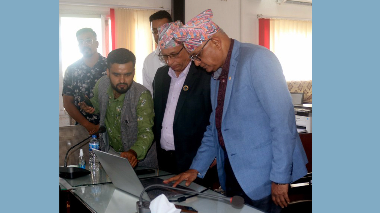 विपद् जोखिम न्यूनीकरणका लागि प्रविधिको प्रयोग जरूरी छ : हिक्मतकुमार कार्की