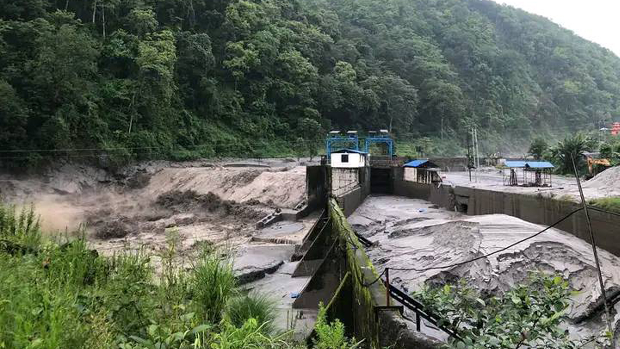 बाढीले इन्द्रावती तेस्रो जलविद्युत् आयोजनामा क्षति