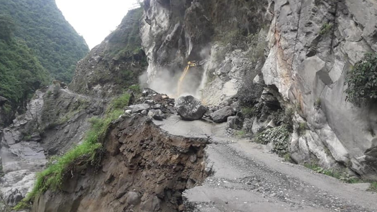 पहिरोले कालीगण्डकी करिडोर अवरुद्ध