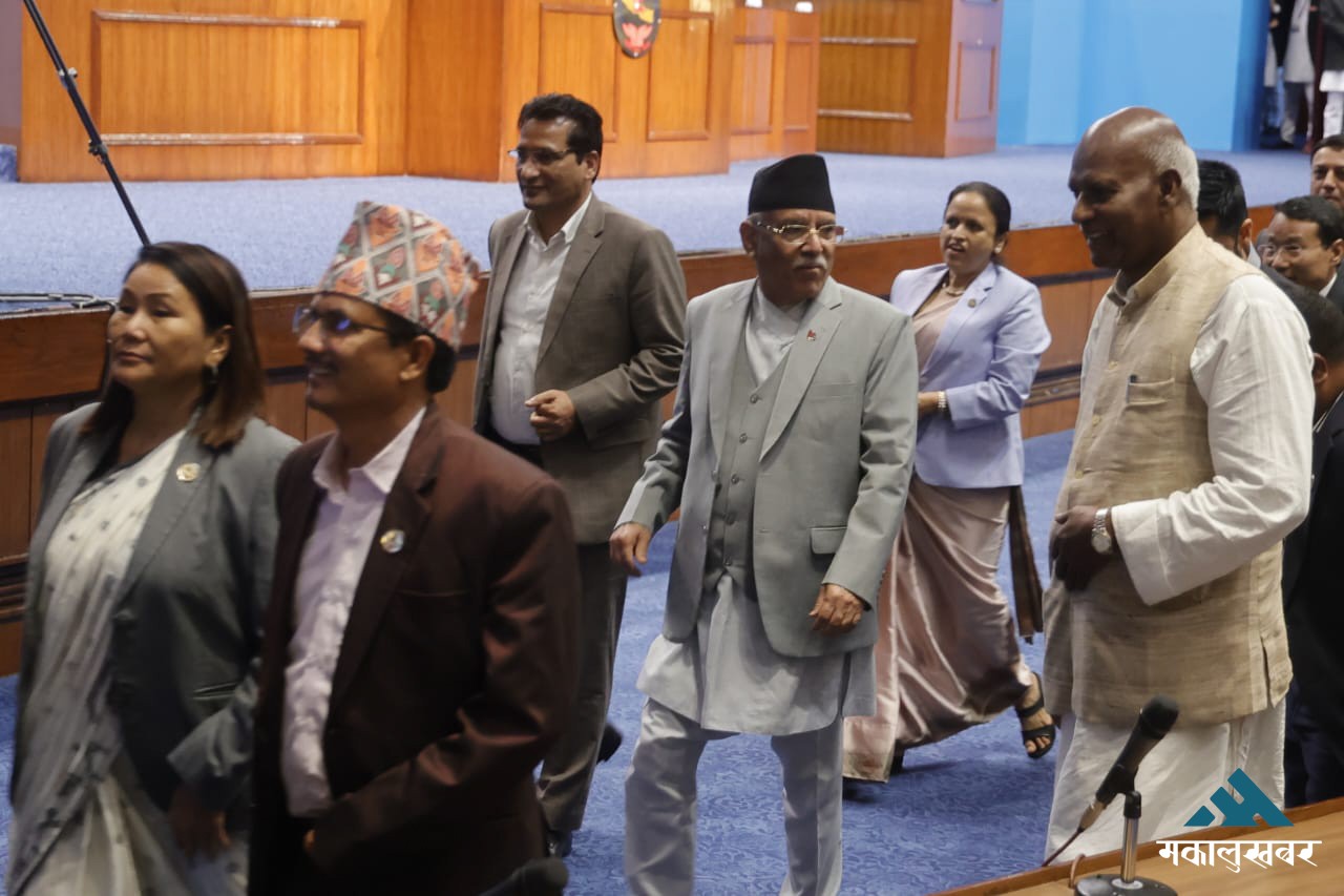 १८ महिनापछि प्रचण्डको खुमलटार यात्रा (तस्बिरहरू)