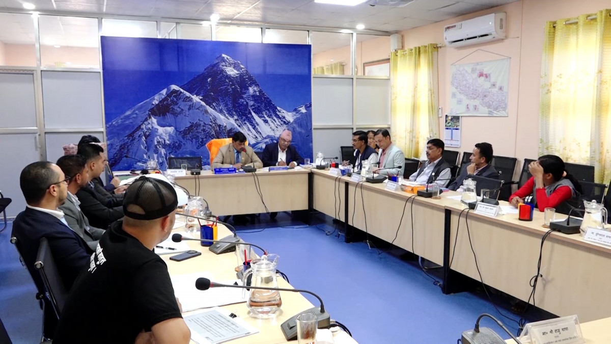 ‘सामाजिक सञ्जालबाट हुने व्यापारलाई विद्युतीय व्यापार विधेयकमार्फत कानुनी दायरामा ल्याउनुपर्छ’