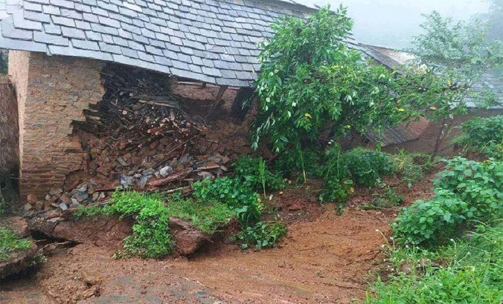 बाढी-पहिरोलगायत विपद्‌मा बिहीबारसम्म १ सय ७५ को मृत्यु