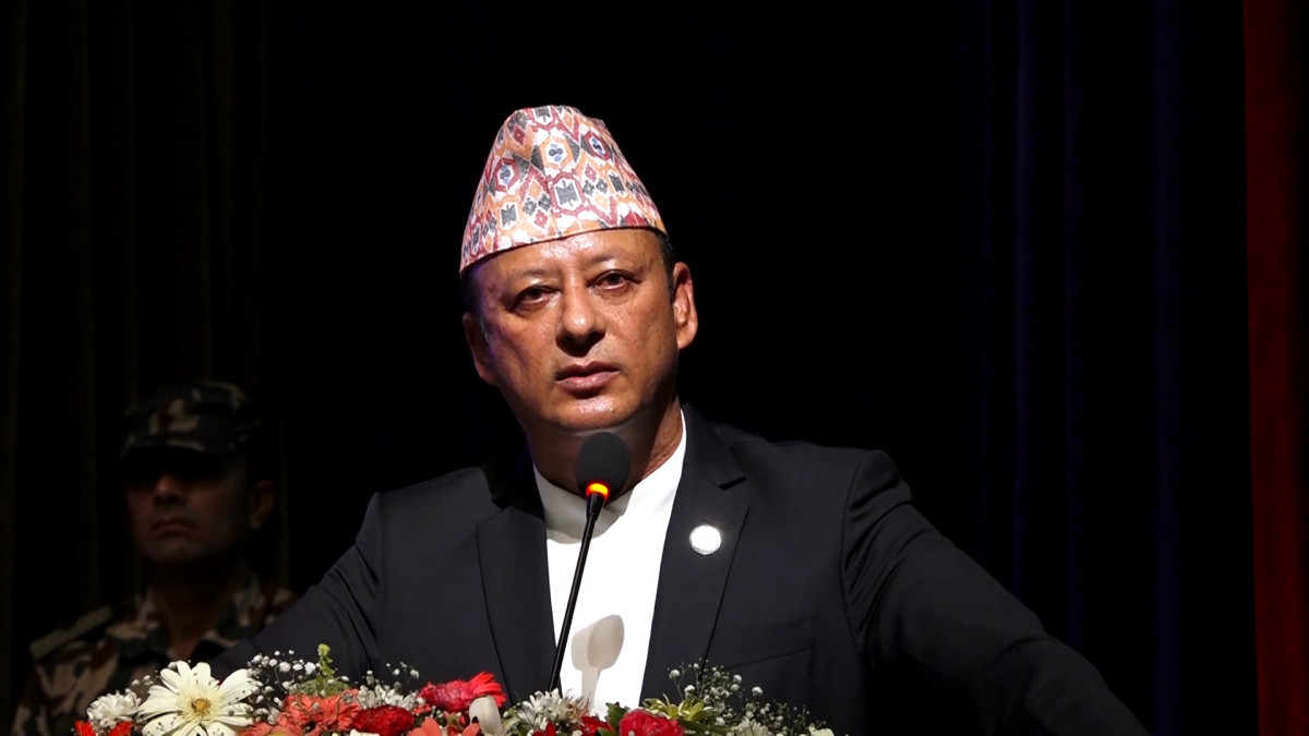 कुलमानलाई उर्जामन्त्रीको जवाफ : उद्योगको लाइन काटेर बस्नु घाँटी काट्नु सरह हो