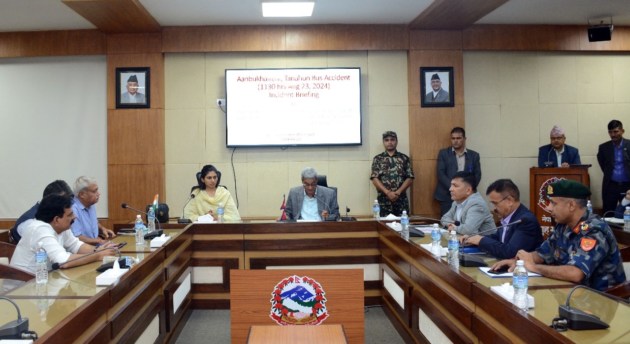 भारतका खेलकुद राज्यमन्त्रीलाई बस दुर्घटनाको ‘ब्रिफिङ’