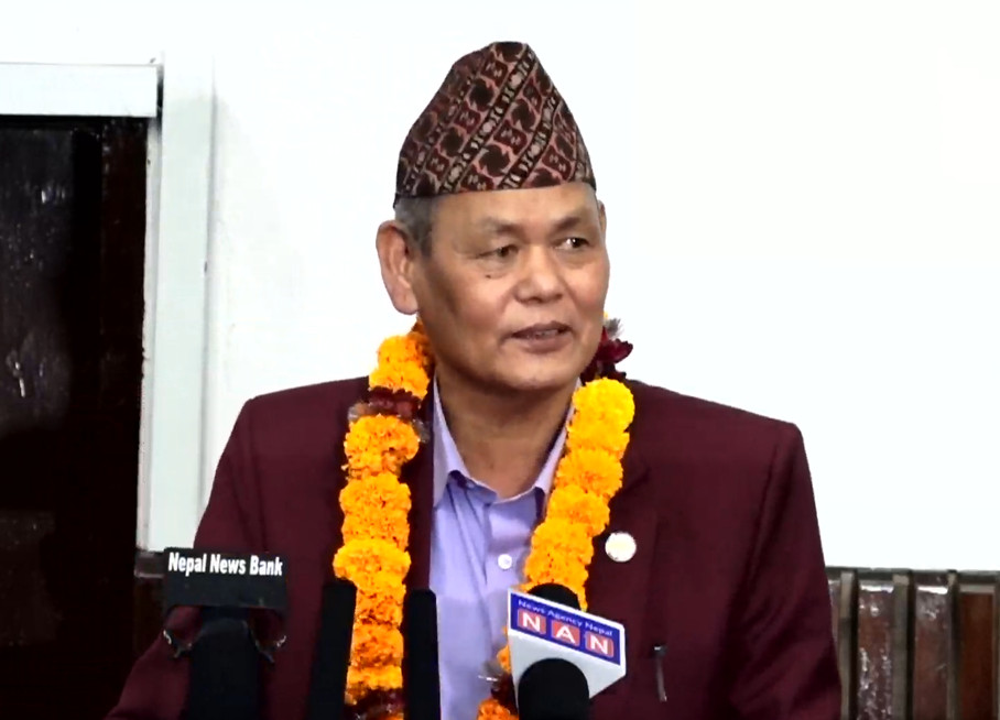 विद्यालयमा खेलकुद छैन, खेलकुदको ठाउँमा सटर बन्ने काम भइरहेको छ : खेलकुदमन्त्री