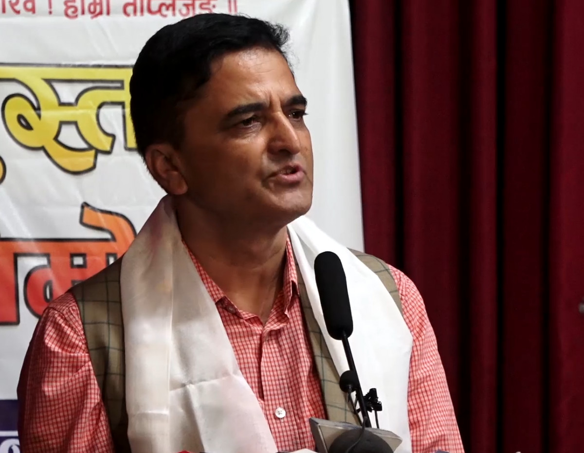 कांग्रेस- एमाले सबै दललाई साथमा लिएर संविधान संशोधन गर्ने पक्षमा छ : योगेश भट्टराई