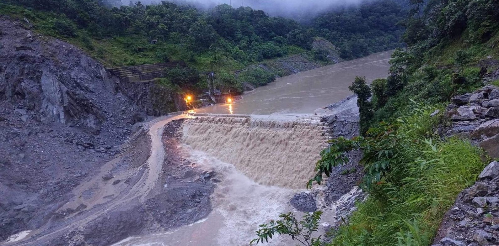अरुणमा जलसतह बढेपछि सर्तकता अपनाउन आग्रह