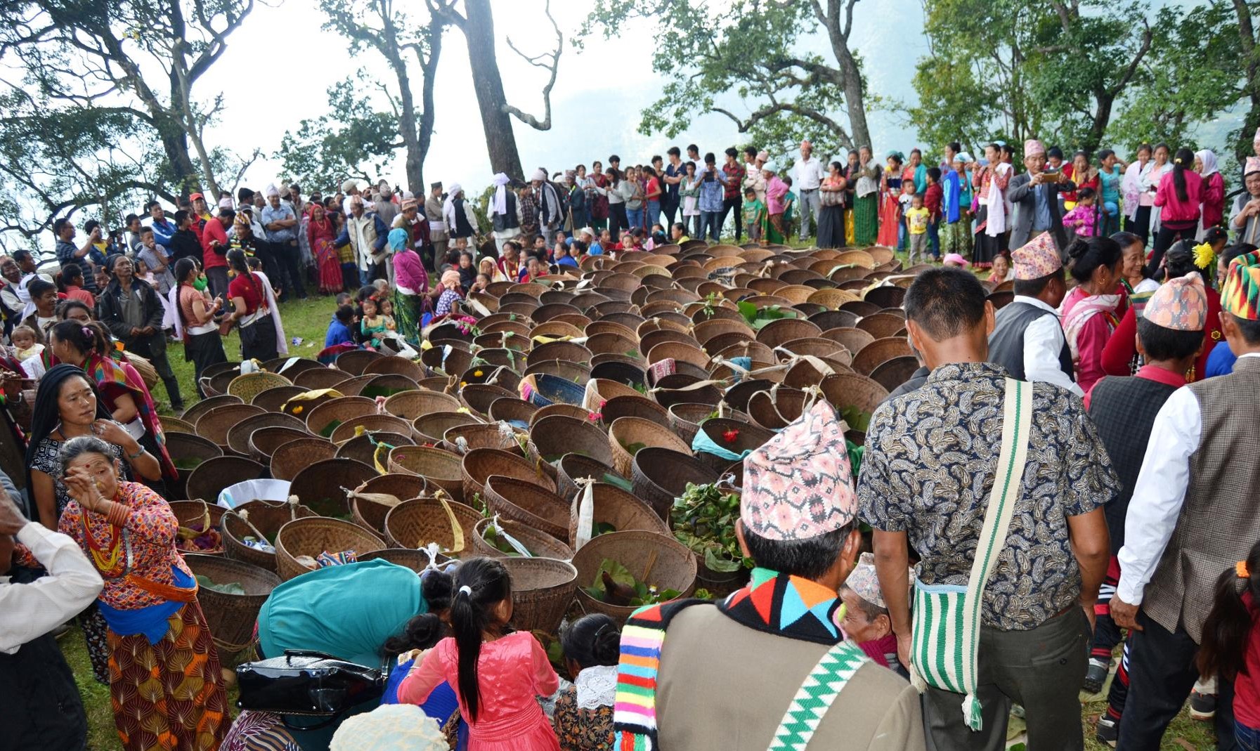 ढ्वाङकुम पर्व मनाउँदै वाम्बुले राई समुदाय
