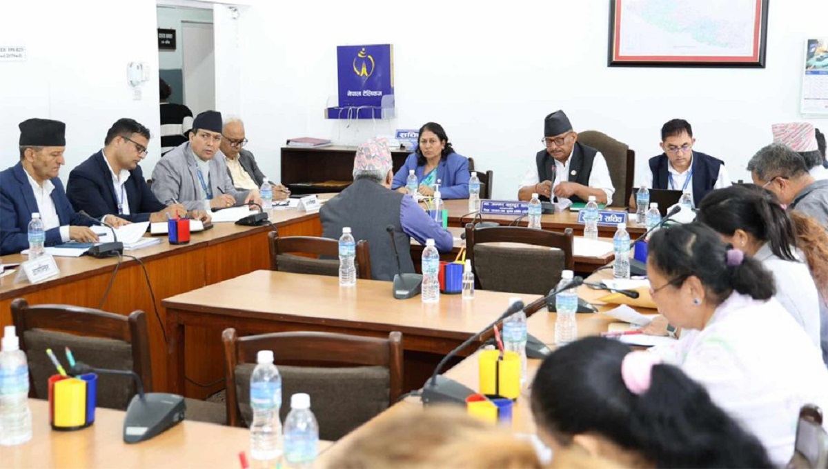 सामुदायिक विद्यालयको गुणस्तर वृद्धि गर्ने गरी कानुन बनाउन सांसदहरुको माग