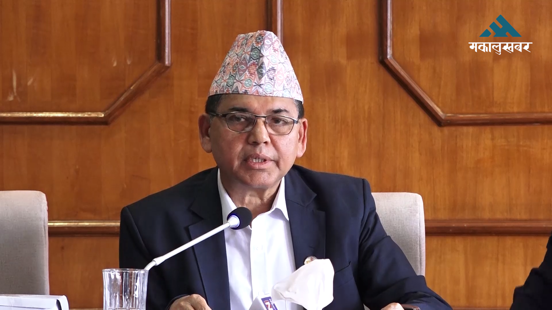 नागढुङ्गा–नौबिसे–मुग्लिन सडक निर्माणमा तीव्रता दिन भौतिक पूर्वाधार मन्त्री दाहालको निर्देशन