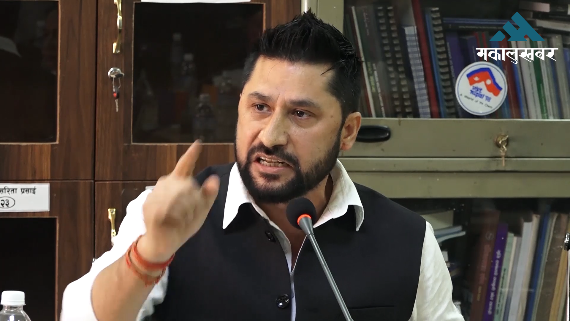 रविको मुद्दा सच्याउने सरकारी प्रयासमा अदालतको ब्रेक, थपियो कानुनी चक्रव्यूह