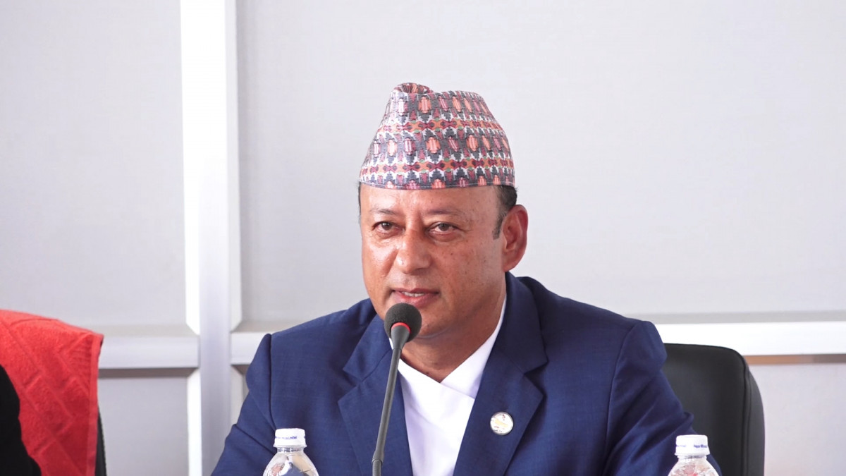 ऊर्जा क्षेत्रको विकासमा सरकार कटिबद्ध छ : मन्त्री खड्का