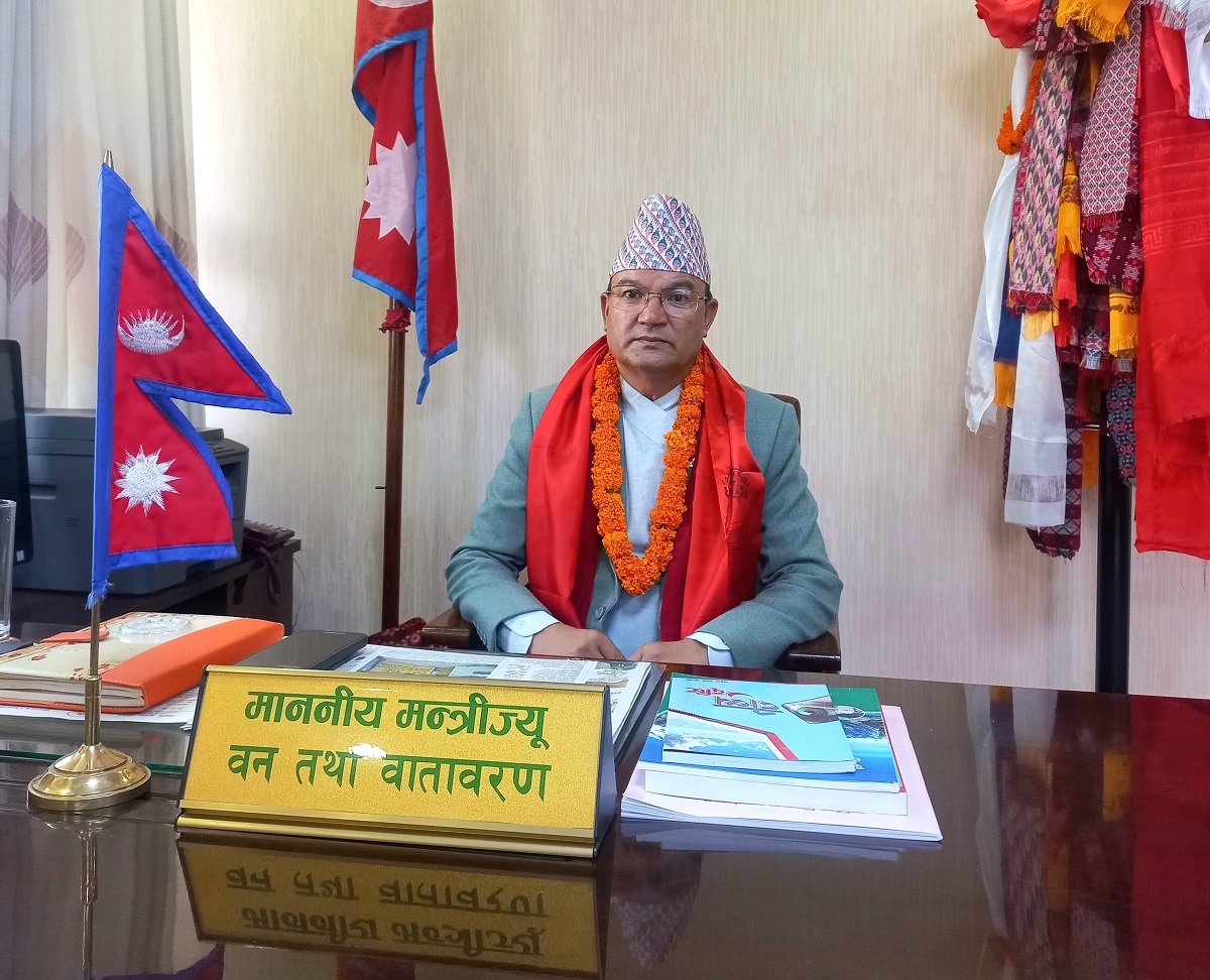 राष्ट्रिय महत्वका आयोजना कार्यान्वयनमा क्रियाशील छु : वनमन्त्री ठकुरी