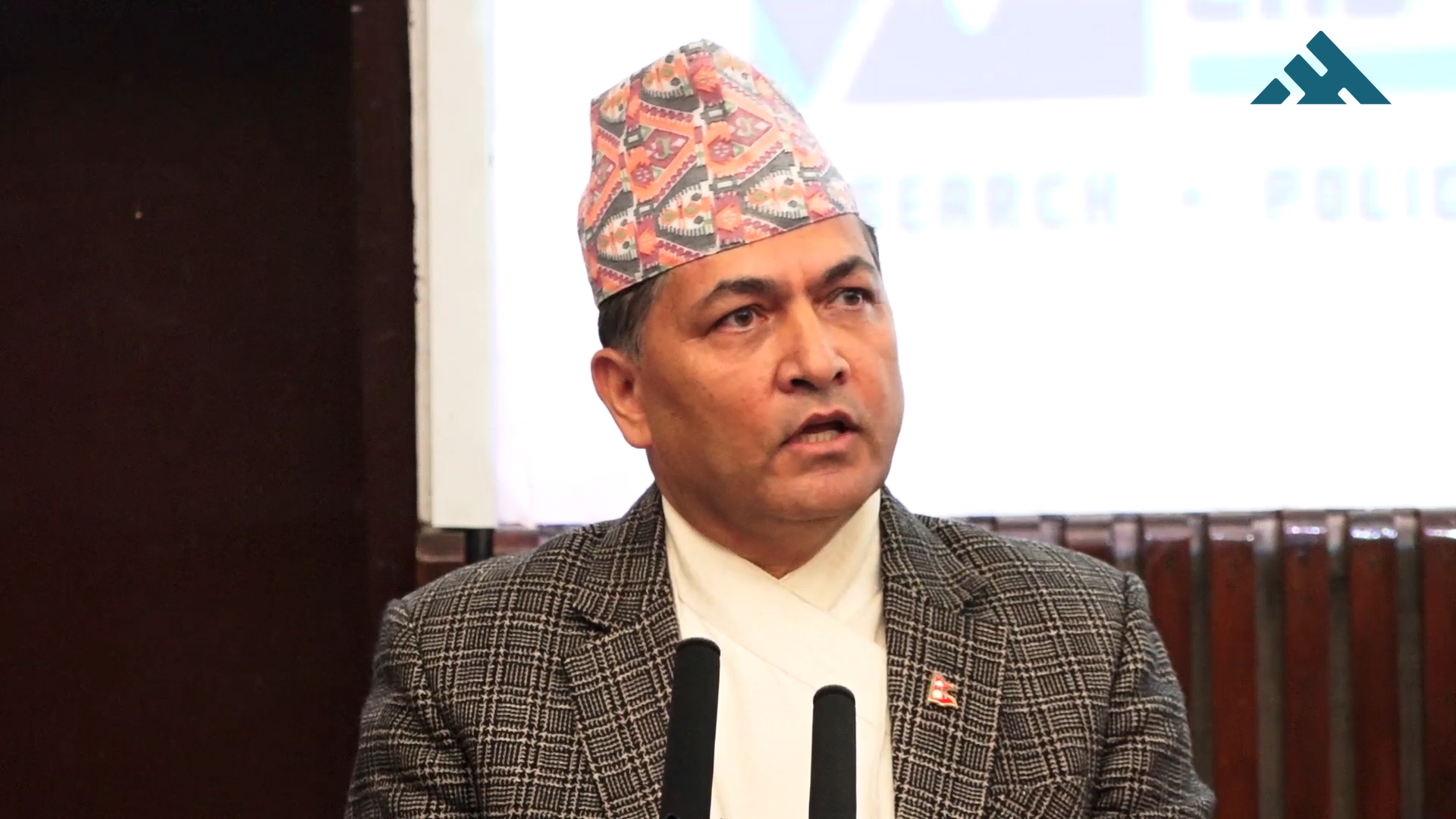 मुख्यसचिव अर्याल अनुगमनमाः भन्छन्– समस्या फिल्डमा देखियो