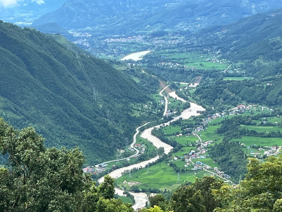 हिमालको काखमा उक्लिँदै रसुवाको पर्यटन सम्भावना