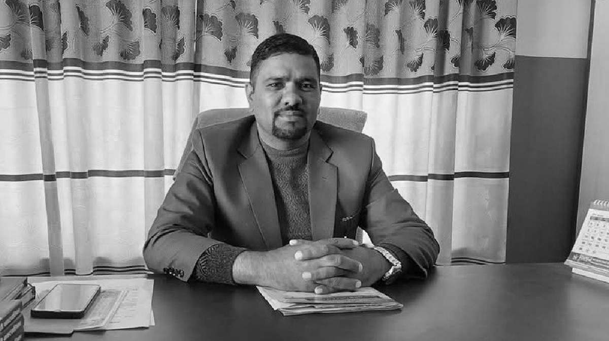 स्वागत मन्तव्य दिएर मञ्चबाट ओर्लिएका वडाध्यक्ष मियाँको निधन