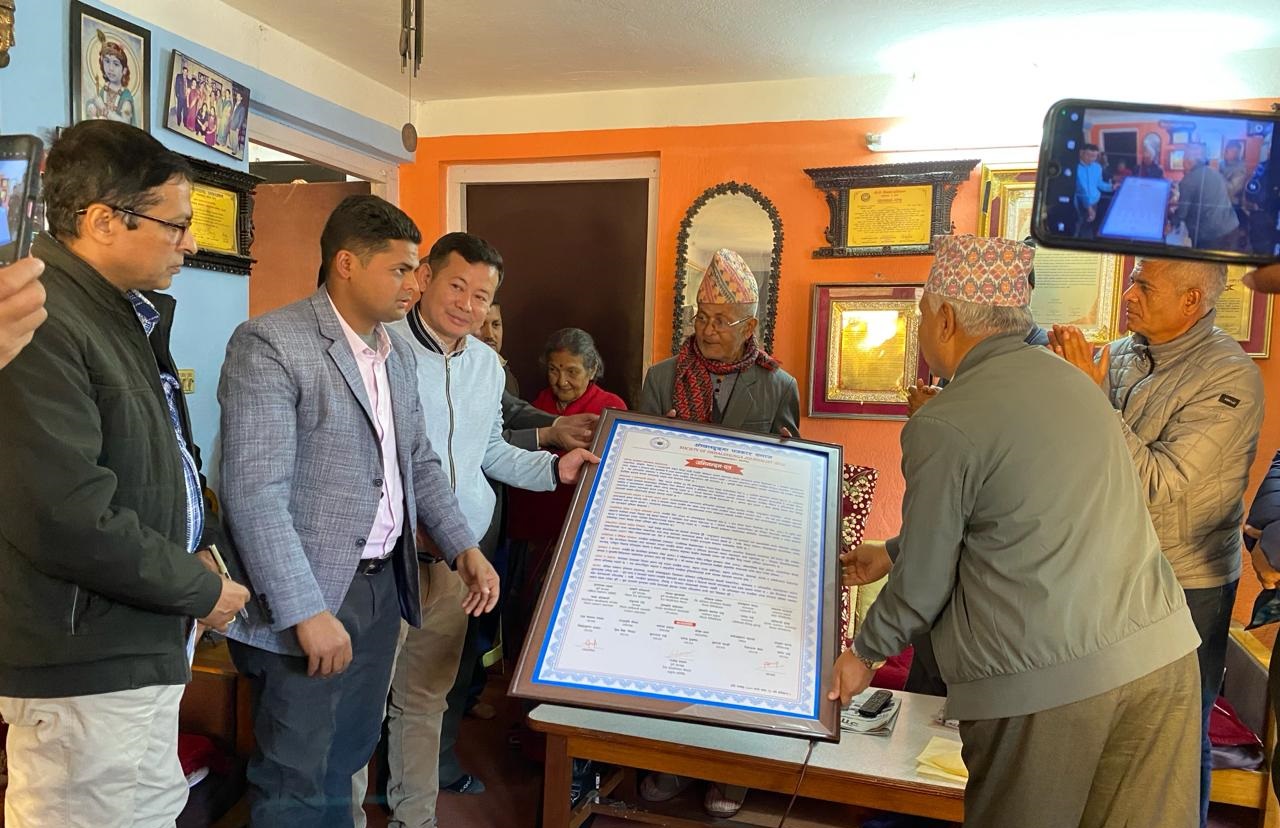 वरिष्ठ पत्रकार दाहाललाई सम्मान