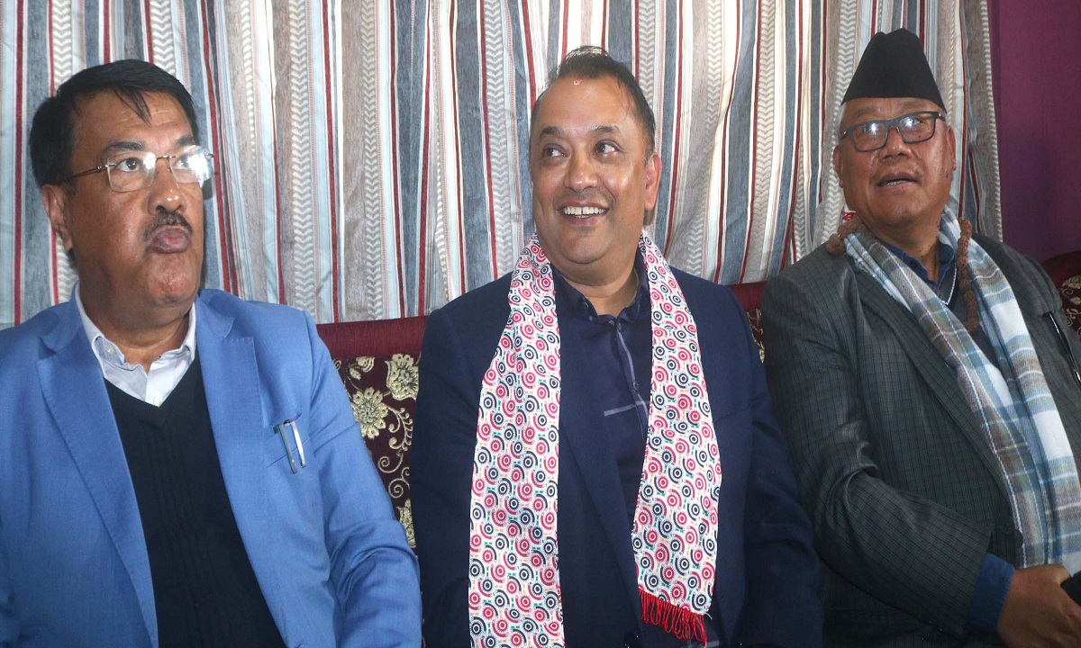 नागरिकले व्यवस्थाप्रति होइन सरकारको काम कारबाहीप्रति असन्तुष्टि जनाएका छन् : गगन थापा