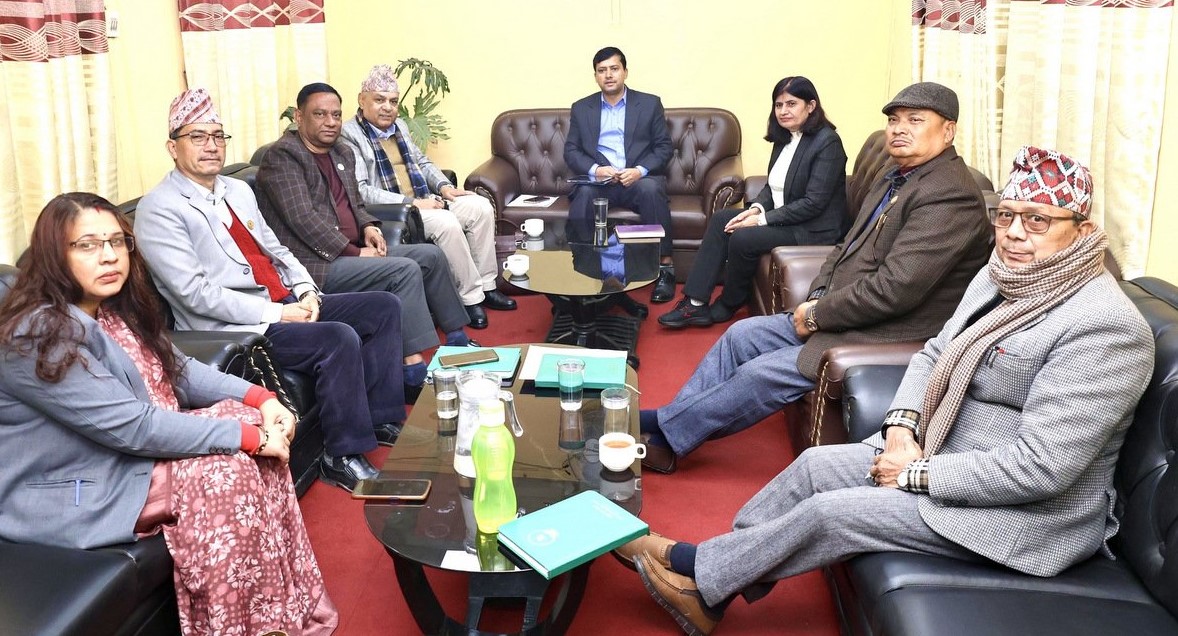 सिंहदरबारमा सत्तारुढ दलका प्रमुख सचेतकको बैठक