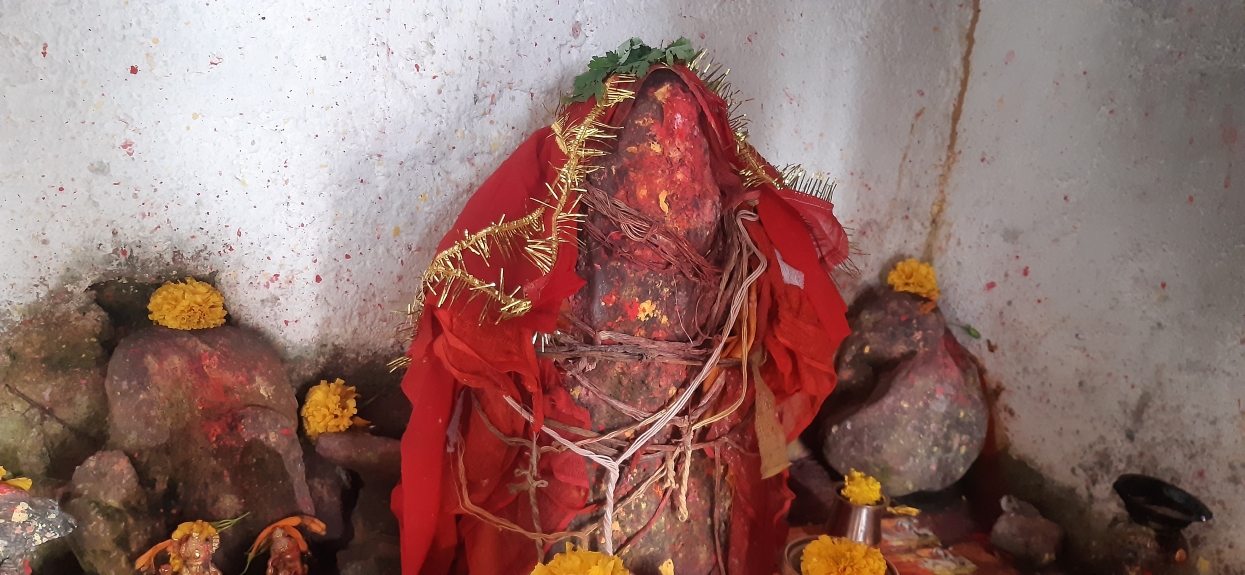 बडहरे स्थित सिद्ध गणेशको शिला बर्सेनि बढिरहेको जनविश्वास