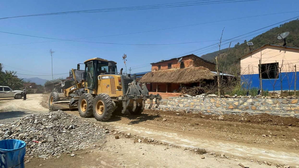 दुलेगौँडा–हर्कपुर सडक स्तरोन्नति गरिँदै