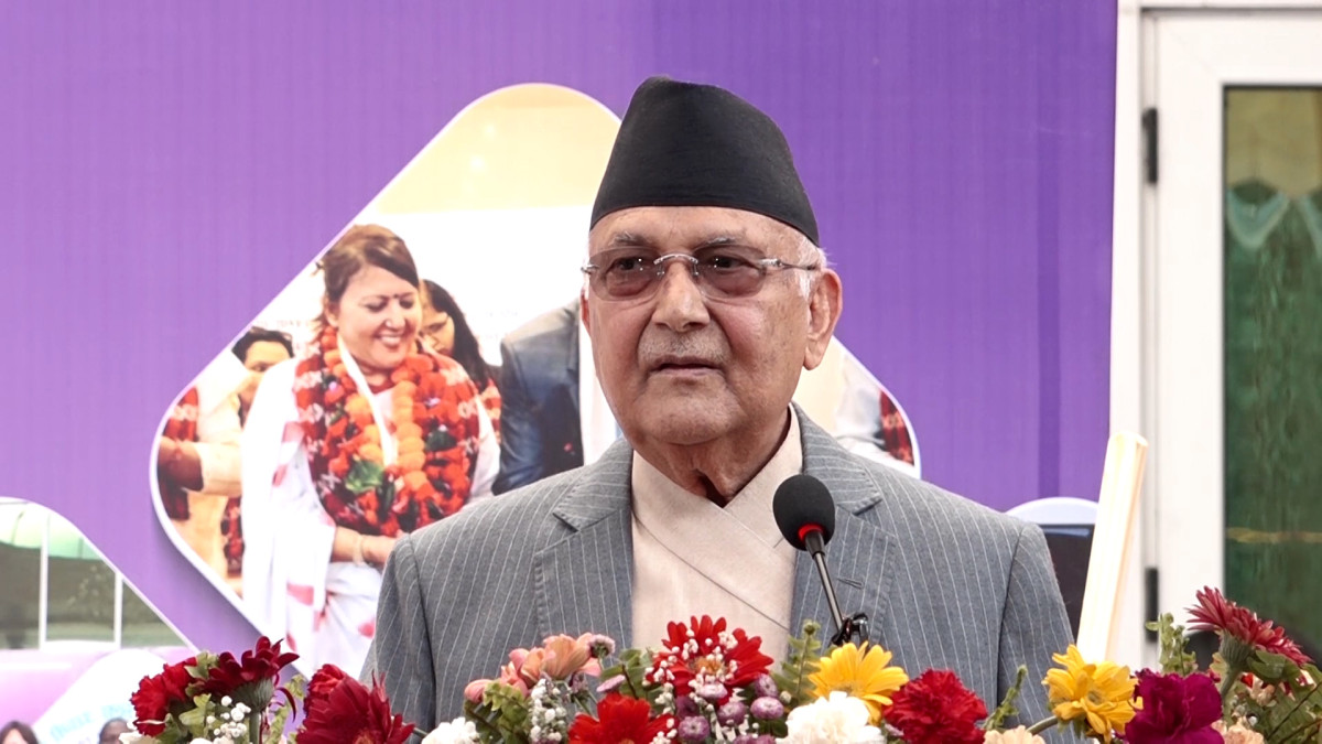 प्रतिपक्षीले संसद अवरुद्ध पारेर मुलुकलाई कानूनविहिनतामा धकेल्न खोज्यो : ओली