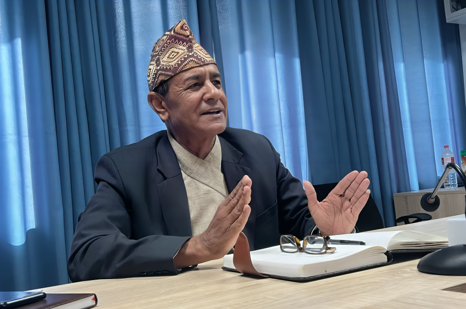 बालेनविरुद्ध खनिए गण्डकीका मन्त्री- चर्का कुरा गर्न हामीलाई पनि आउँछ हेक्का राख भाइ !