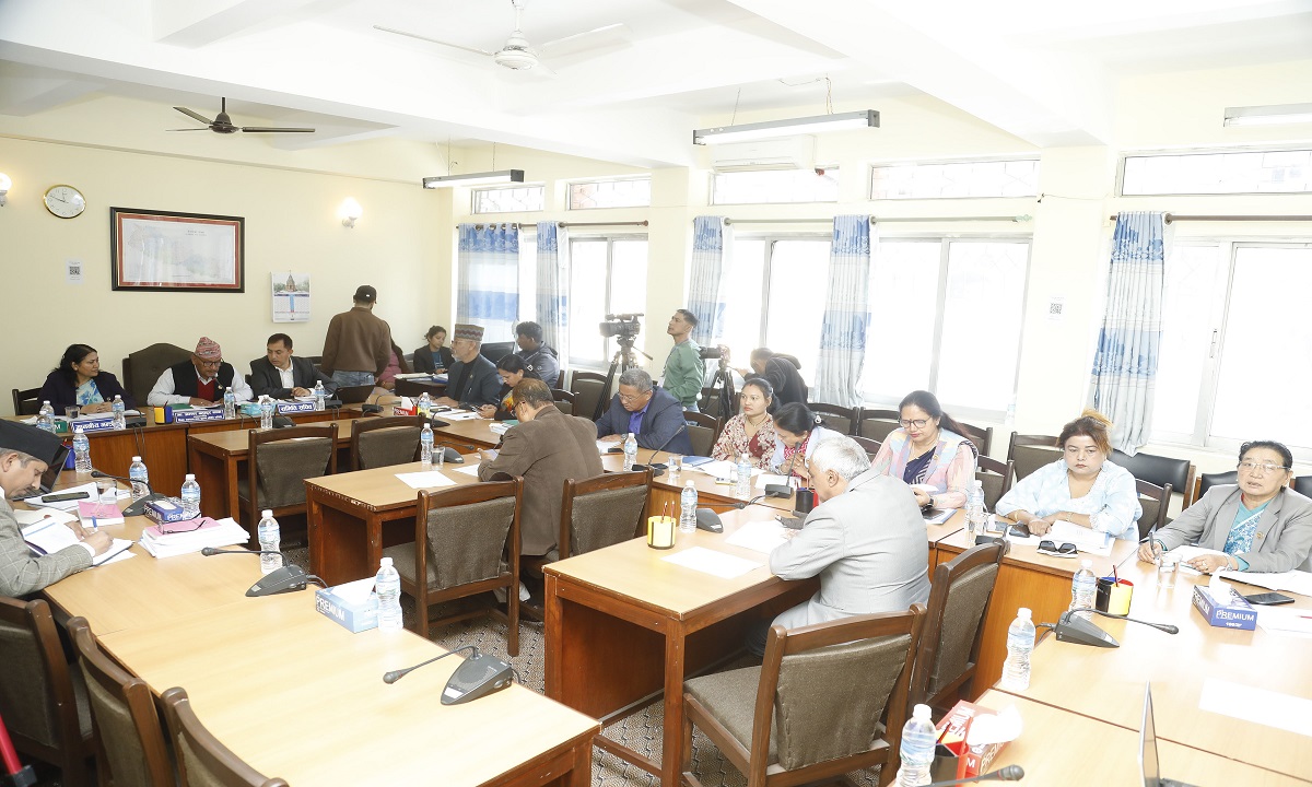 ‘प्रधानमन्त्री नै कुलपति हुने व्यवस्थाले विश्वविद्यालयहरु कसरी स्वायत्त र स्वतन्त्र हुन्छन् ?’