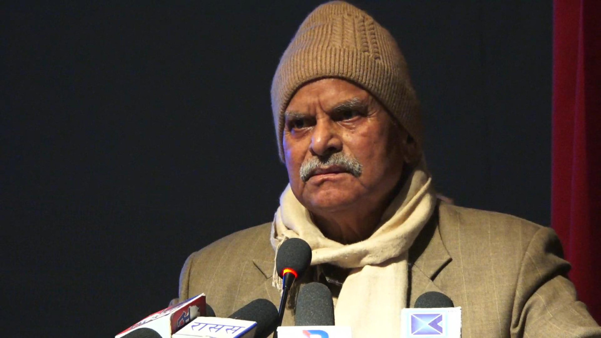 मुलुक समाजवादउन्मुख समाजवाद बनाउने बाटोमा छ : पूर्वराष्ट्रपति यादव