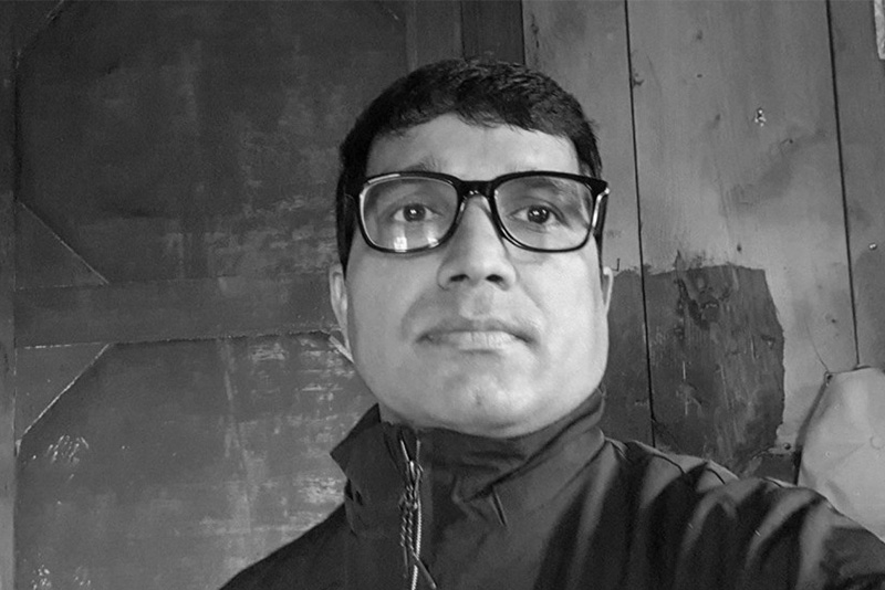 गुडिरहेको बाइकमाथि ढुंगा खस्दा शिक्षा अधिकृतको मृत्यु