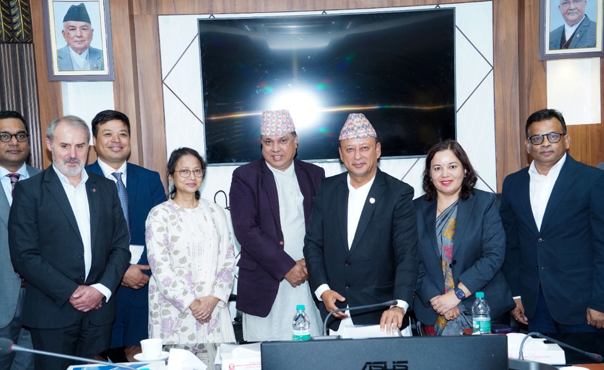 उर्जामन्त्री खड्का र एशियाली विकास बैँकका उपाध्यक्षबीच भेट