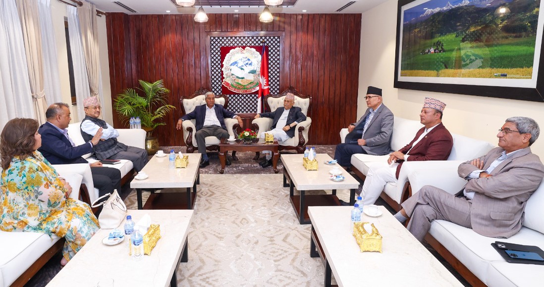 ‘कुलिङ पिरियड’मा अड्कियो गठबन्धन, देउवाले बढाए सक्रियता