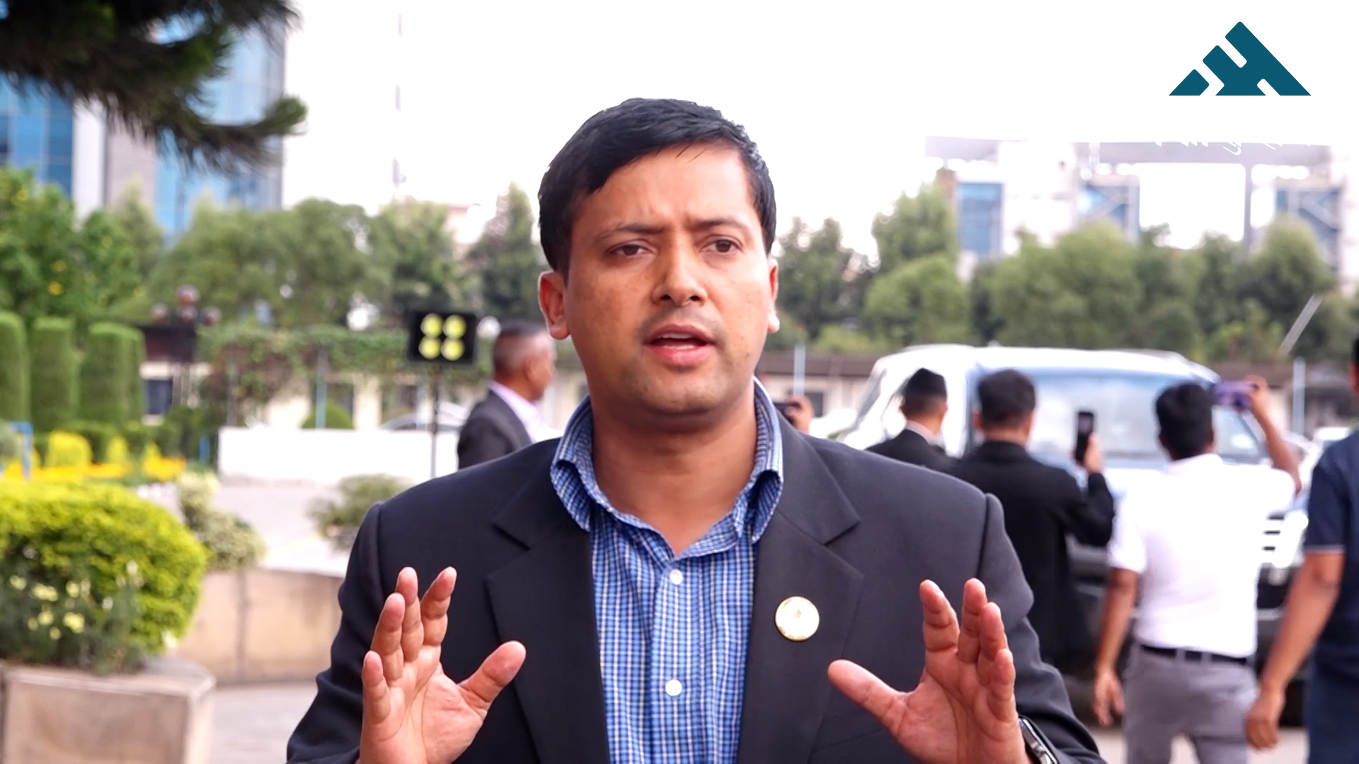 पाँच दिनभित्र ‘भिजिट भिसा’ प्रकरणबारे छानबिन संयन्त्र बन्छ :  महेश बर्तौला