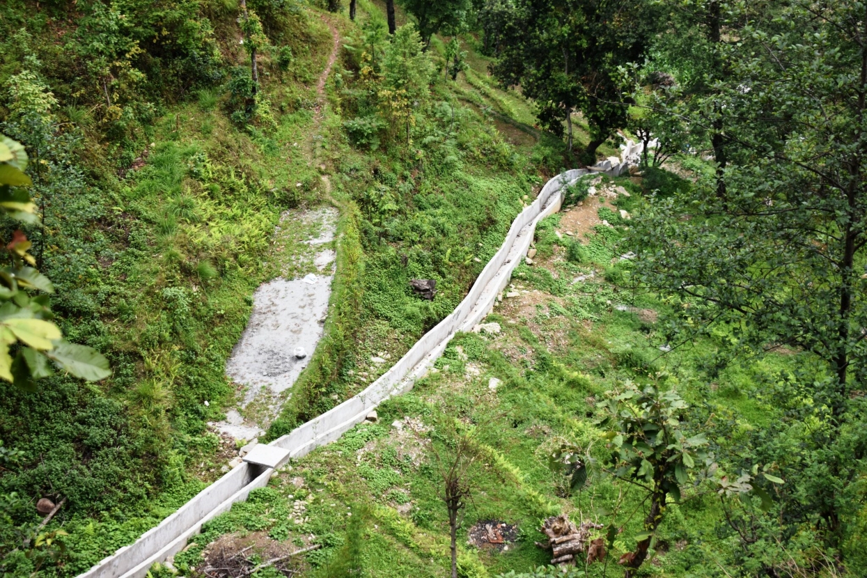 पर्वतमा खेत र बस्ती संरक्षणका लागि नहर बनाएर बाढी नियन्त्रण