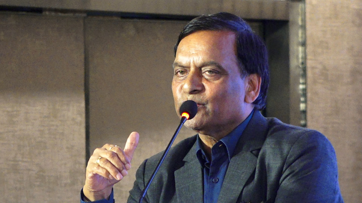 राष्ट्रिय नीतिको ‘सर्जरी’ गर्नुपर्छ, आवश्यक परे अंग काटौँ : योजना आयोग सदस्य विच्छा (भिडिओ)