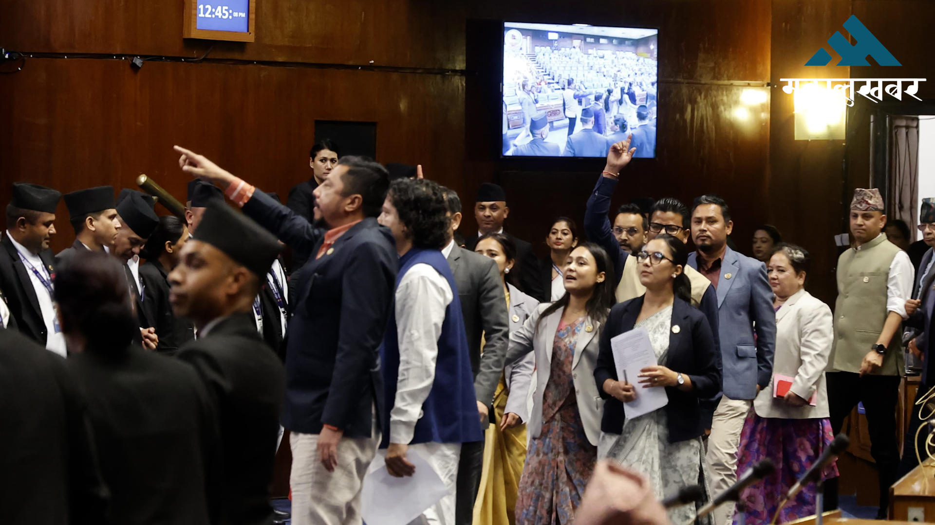 संसदमा रास्वपा र राप्रपाको अवरोध कायमै