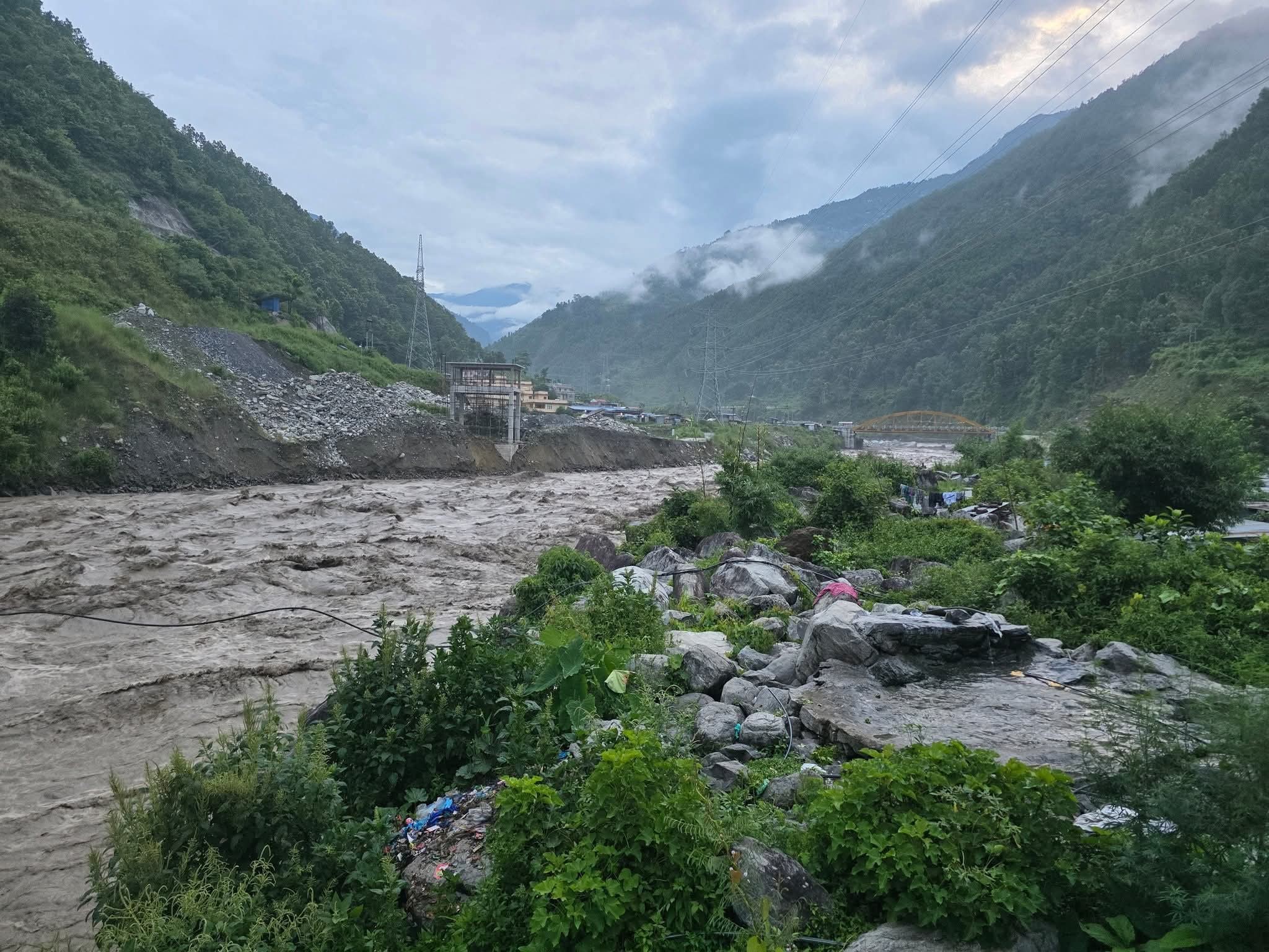 साना नदीमा आकस्मिक बाढीको जोखिम