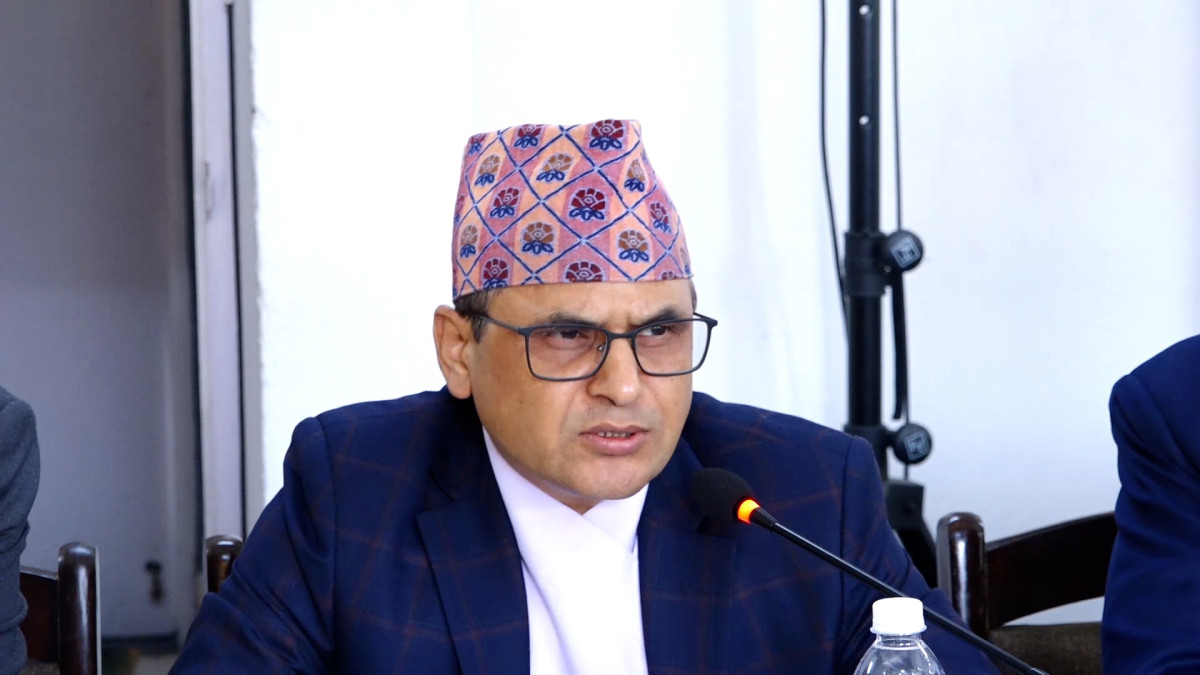 बैंकर र व्यवसायी छुट्याउने विषयमा थप गृहकार्य थालेका छौं : राजश्व सचिव घिमिरे