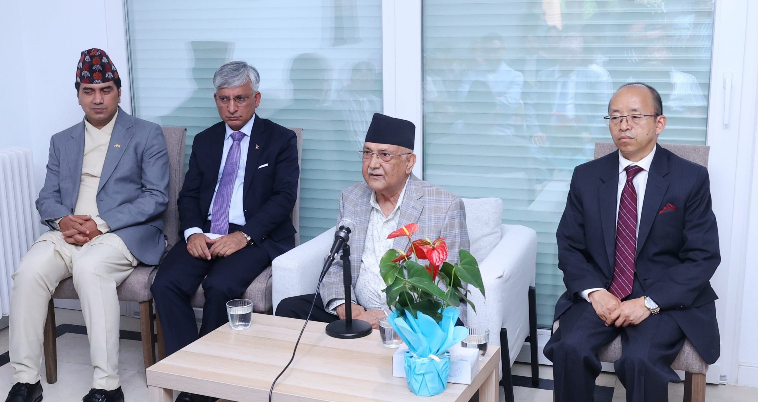 विद्याको नाममा एमाले फुटाउने षड्यन्त्र, राम्रा कामको विरोध गर्ने प्रवृत्ति मौलायो : प्रधानमन्त्री ओली