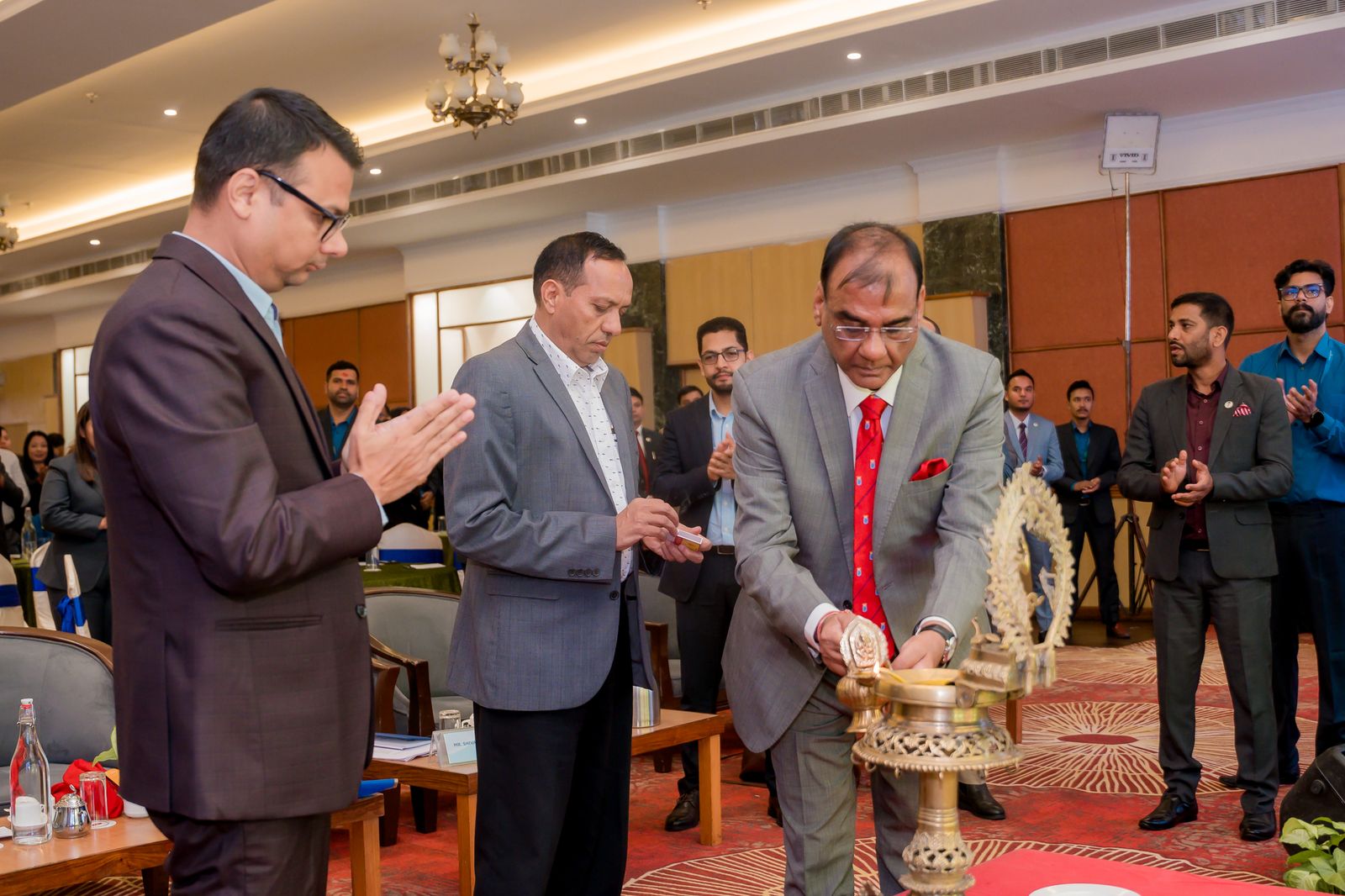 सानिमा रिलायन्स लाईफको ‘ब्राभो एनुअल कन्क्लेभ २०८२’ सम्पन्न, उत्कृष्ट कर्मचारी सम्मानित