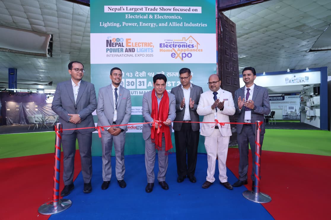 उद्योगमन्त्री भण्डारीद्वारा ‘इलेक्ट्रिक एण्ड इलेक्ट्रोनिक्स’ अन्तर्राष्ट्रिय प्रदर्शनी उद्घाटन