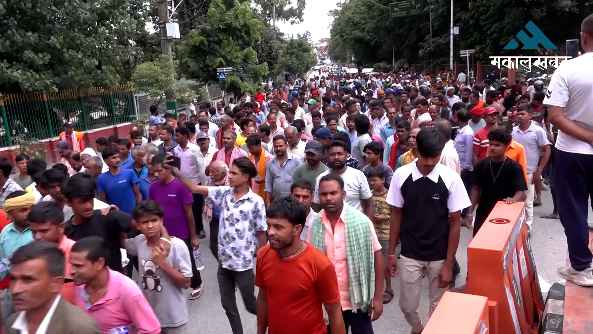 काठमाडौ महानगरविरूद्ध कवाड व्यवसायी आज पनि आन्दोलित