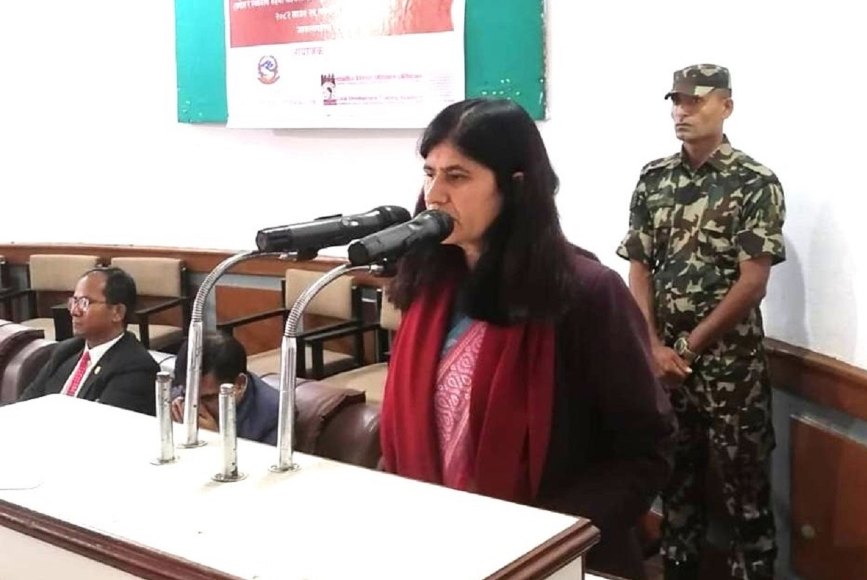 सेवाकालीन तालिम बढुवाका लागि अङ्कको दौड होइन, परिणाममुखी हुनुपर्छ : मन्त्री न्यौपाने