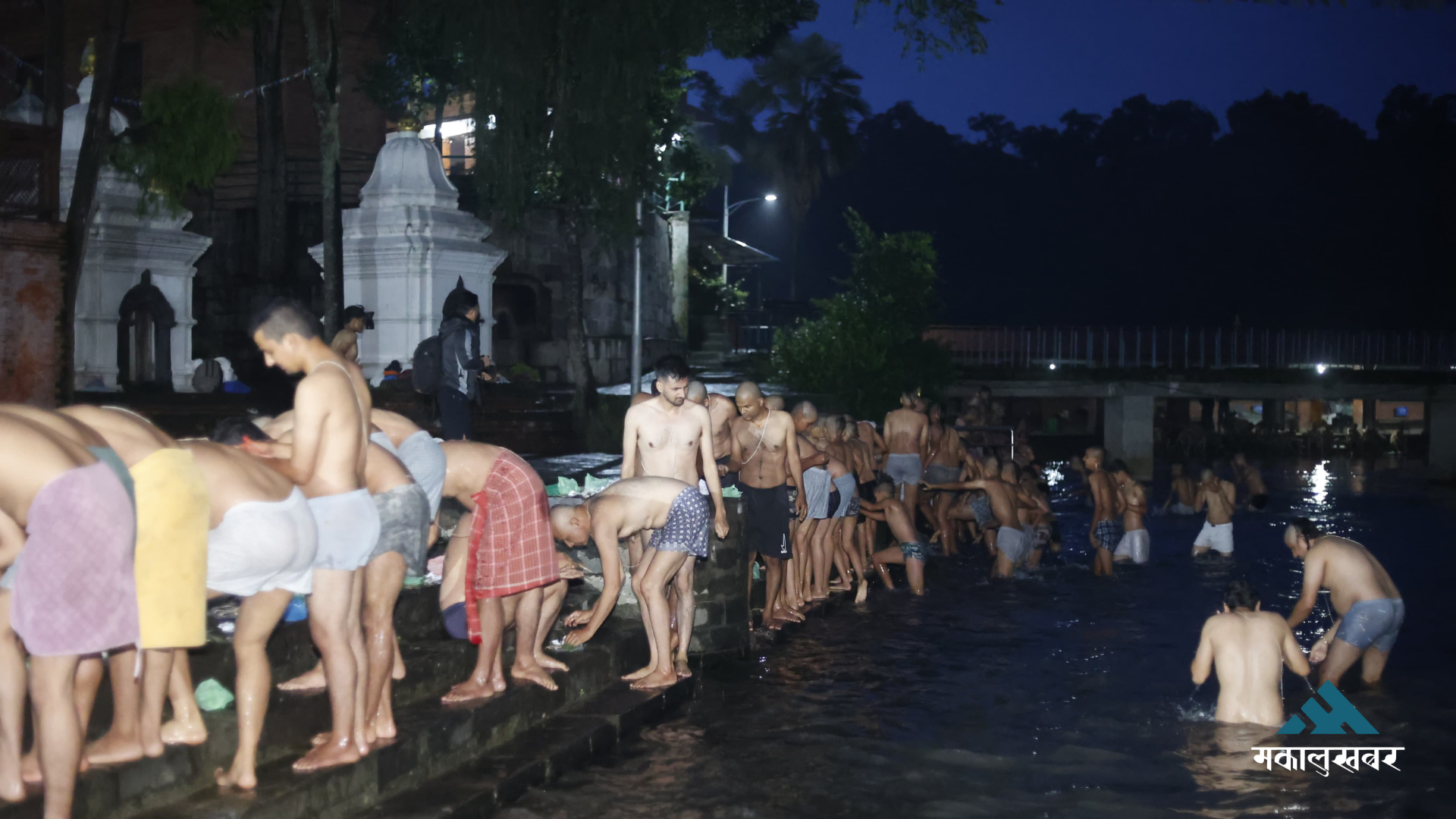 गोकर्णेश्वरमा भविष्यका पुरोहितहरूको डुबुल्की (तस्बिरहरू)