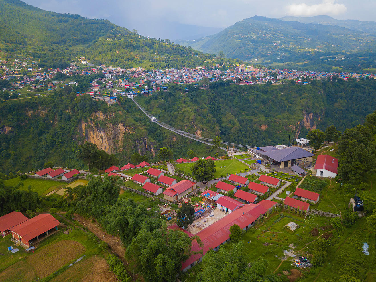 एसियाकै नमुना ‘दि क्लिफ’ पुलमा एक महिना निःशुल्क आवतजावत