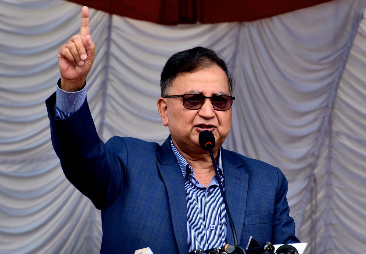 संविधानलाई कमजोर बनाउन दिने छैनौँ : ईश्वर पोखरेल