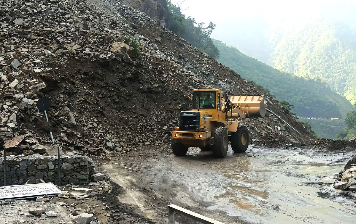 यी ५ सडक पूर्ण रुपमा बन्द, ४ एकतर्फी सञ्चालन (सूचीसहित)