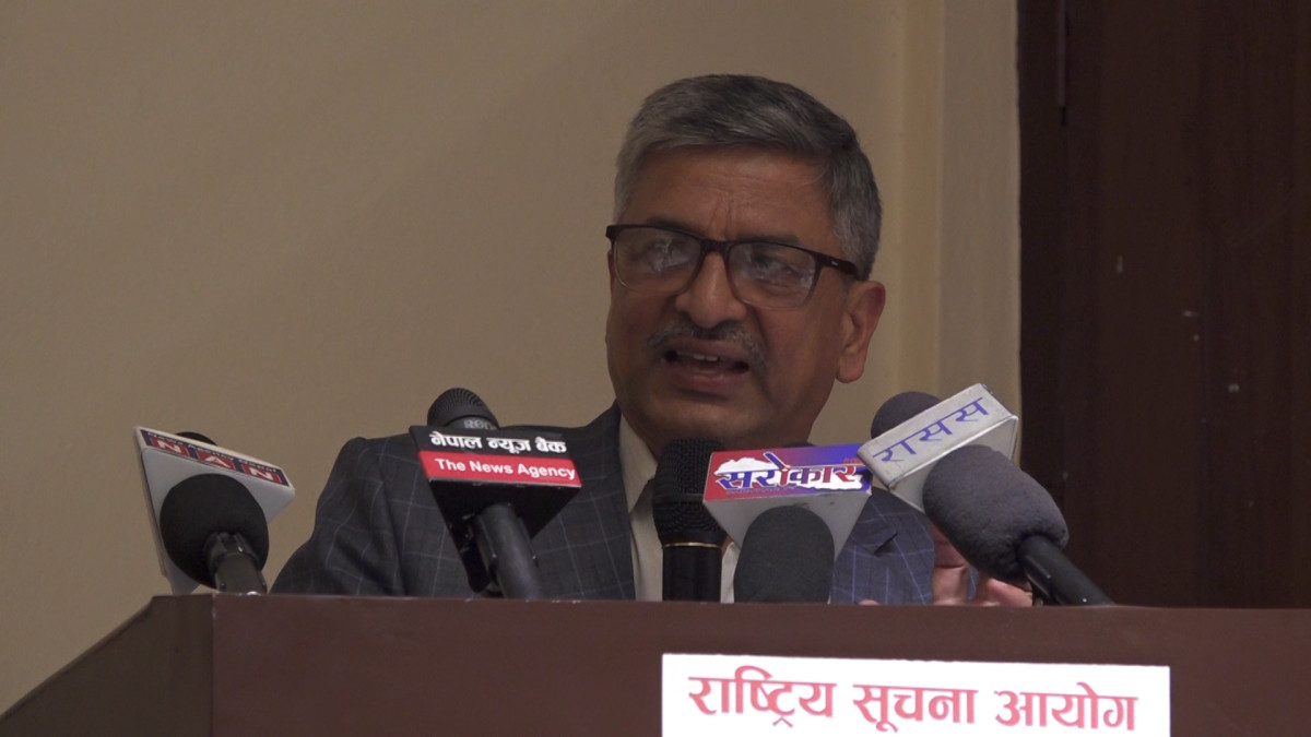 सार्वजनिक सूचना दिगो विकाससँग जोड्न आवश्यक : प्रमुख आयुक्त आचार्य