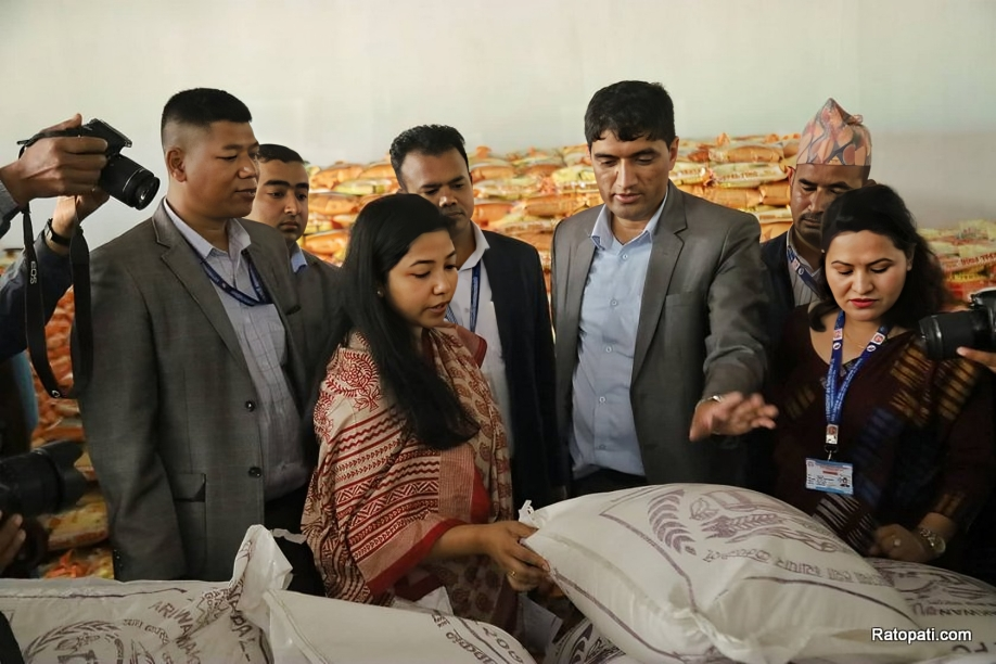 चाडपर्व लक्षित बजार अनुगमन गर्दै काठमाडौं महानगर