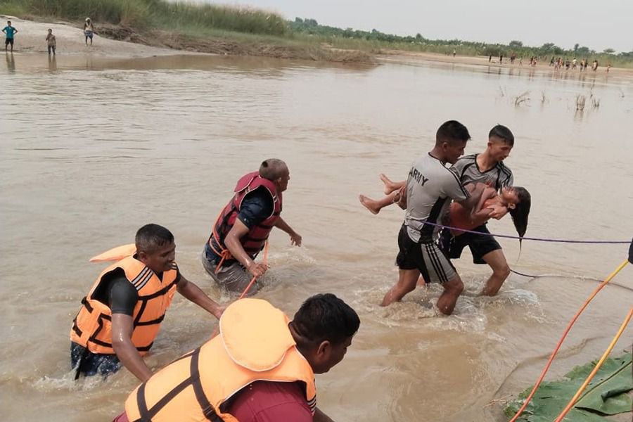 लालबकैया खोलामा नुहाउन गएकी बालिकाको डुबेर मृत्यु